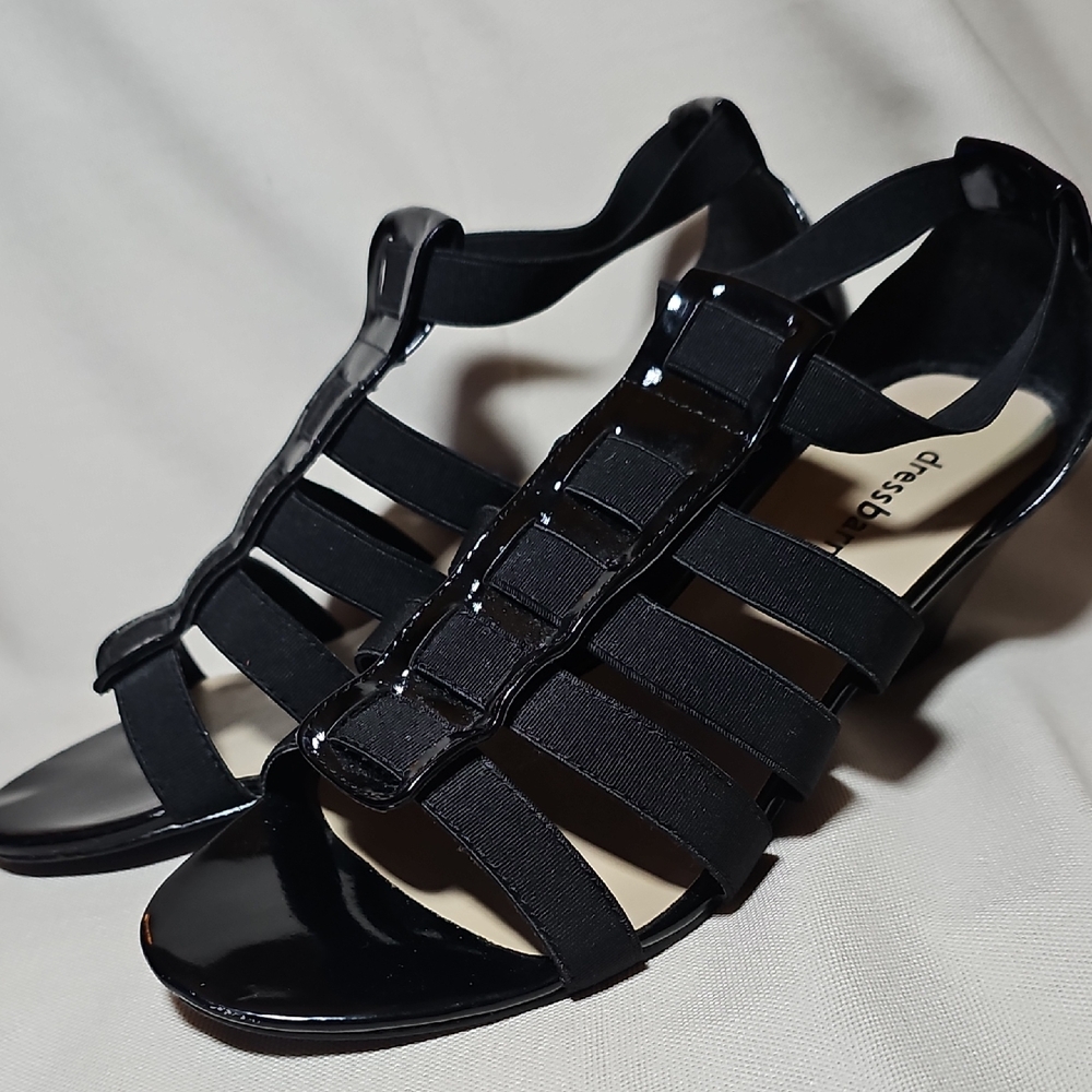 Dress Barn Black Patent Strappy Wedges Womans Size 6